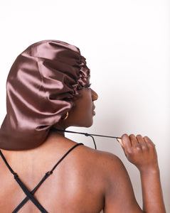 BONNET DE NUIT SATIN MARRON